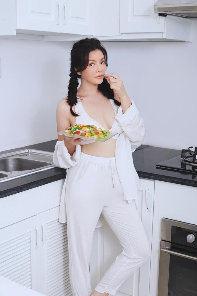 Cuộc sống giới t&agrave;i phiệt của L&yacute; Nh&atilde; Kỳ: Ở nh&agrave; 25 tầng, c&oacute; đầu bếp ri&ecirc;ng nhưng đ&acirc;y mới l&agrave; điều lạ nhất? - Ảnh 9.