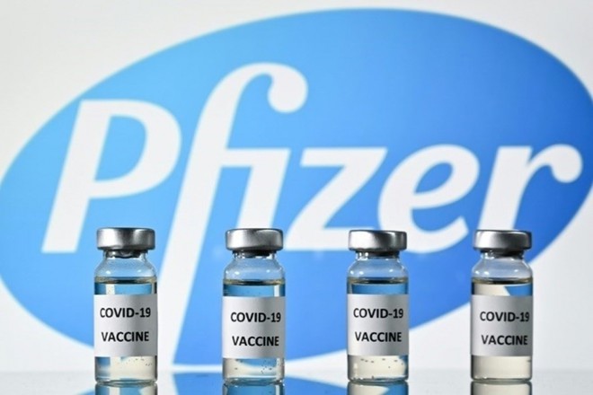 Vaccine Covid-19 kh&ocirc;ng hiệu quả với Omicron nếu kh&ocirc;ng ti&ecirc;m mũi tăng cường - Ảnh 1.