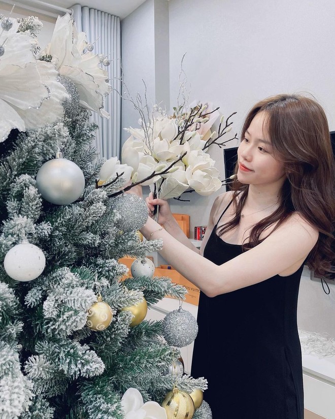 Noel chưa tới nhưng đại chiến nhan sắc của hội gái xinh đã bùng nổ căng đét - Ảnh 9. Noel chưa tới nhưng đại chiến nhan sắc của hội gái xinh đã bùng nổ căng đét - Ảnh 9.