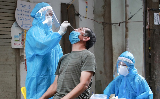  Lần đầu tiên Hà Nội lập đỉnh với 1.641 ca mắc Covid-19, có 406 ca cộng đồng - Ảnh 1.