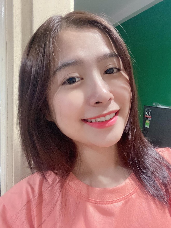 Một nữ streamer l&ecirc;n tiếng ủng hộ việc c&aacute;c bạn trẻ nh&uacute;n nhảy v&ograve;ng ba tr&ecirc;n t&agrave;u điện C&aacute;t Linh - H&agrave; Đ&ocirc;ng - Ảnh 4.