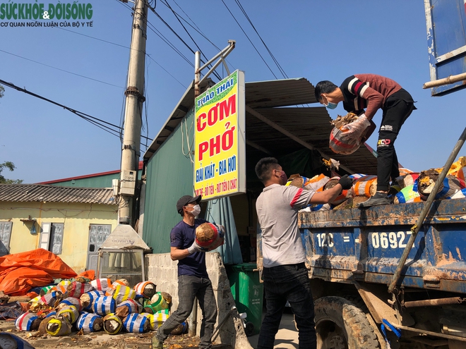 Trăm nghìn tấn trái cây ùn ứ cửa khẩu, mít Thái quay đầu la liệt chờ giải cứu - Ảnh 5.