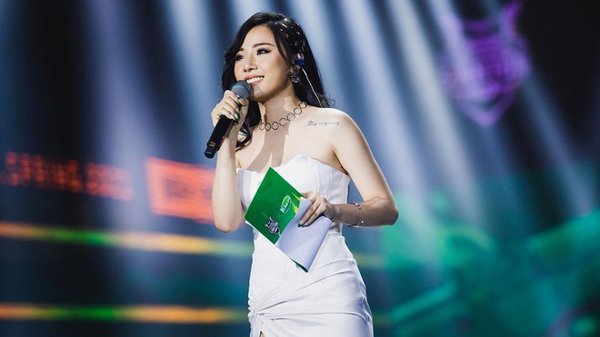Bà mối của làng game Việt gọi tên MC Minh Anh, mát tay trên livestream lẫn ngoài đời - Ảnh 1.