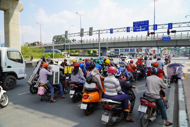 Thời tiết TP.HCM và các tỉnh Nam Bộ những ngày tới có còn se lạnh? - Ảnh 1.