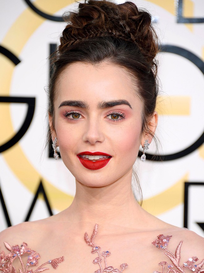 Thế gian vậy mà còn người như Lily Collins: Mắt tím, môi bầm, tóc lởm chởm mà vẫn đẹp lặng người - Ảnh 5.