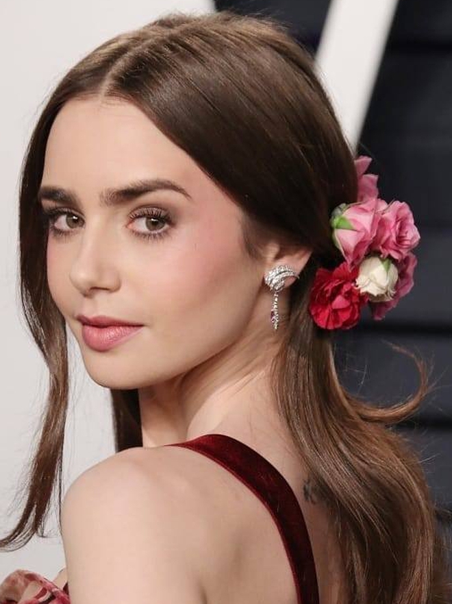 Thế gian vậy mà còn người như Lily Collins: Mắt tím, môi bầm, tóc lởm chởm mà vẫn đẹp lặng người - Ảnh 5.