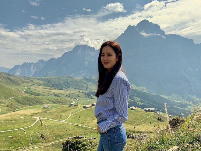 4 m&oacute;n đồ đắt nhất từng được Son Ye Jin chia sẻ tr&ecirc;n trang c&aacute; nh&acirc;n: Chiếc &aacute;o sơ mi đắt gấp 3 lần bộ đầm gợi cảm - Ảnh 6.