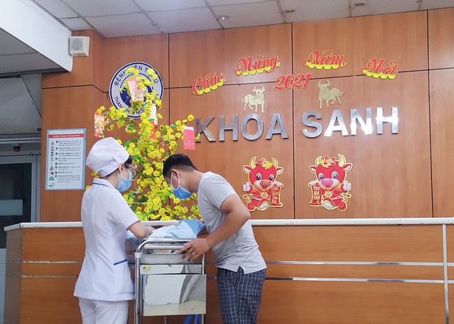 Đúng giao thừa, 5 em bé cùng cất tiếng khóc chào đời tại TP.HCM - Ảnh 9.