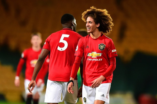 Sao mai 18 tuổi được đôn lên đội 1 Manchester United từng tập nhờ ở lò PVF  của Việt Nam