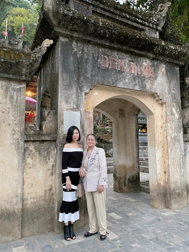 Vừa c&ocirc;ng khai, Lệ Quy&ecirc;n đ&atilde; đưa L&acirc;m Bảo Ch&acirc;u về ra mắt mẹ ruột: &ldquo;Chốt k&egrave;o&rdquo; cưới hay g&igrave;? - Ảnh 2.