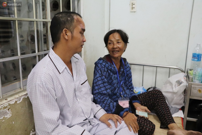 Cha bị tai nạn, đứa trẻ 3 tuổi bơ vơ c&ugrave;ng b&agrave; nội: T&ocirc;i chỉ mong n&oacute; khỏe mạnh để về m&agrave; lo cho con, n&oacute; đ&atilde; khổ lắm rồi - Ảnh 10.