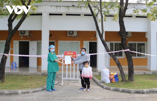 Quảng Ninh gỡ bỏ phong tỏa tạm thời với x&atilde; An Sinh v&agrave; Việt D&acirc;n từ 0h00 ng&agrave;y 18/2 - Ảnh 1.