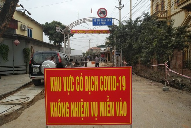 Thị x&atilde; Đ&ocirc;ng Triều khẩn trương phong tỏa th&ecirc;m 11 phường, x&atilde; - Ảnh 1.