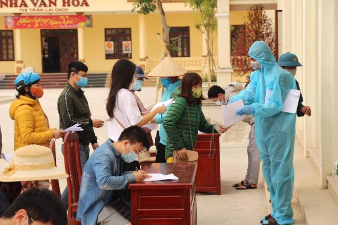 Hải Dương phong tỏa xã Kim Liên, thần tốc lấy 7.000 mẫu liên quan ổ dịch mới - Ảnh 1. Hải Dương phong tỏa xã Kim Liên, thần tốc lấy 7.000 mẫu liên quan ổ dịch mới - Ảnh 1.
