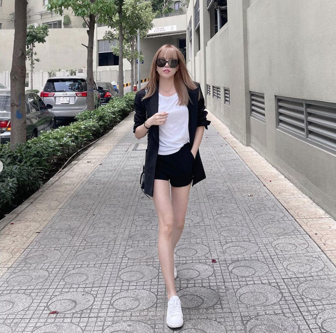 Chán làm &quot;bánh bèo yếu đuối&quot;, Thiều Bảo Trâm lên đồ cực cool, tiện thể khoe luôn chân đẹp cực phẩm rồi đây! - Ảnh 3.