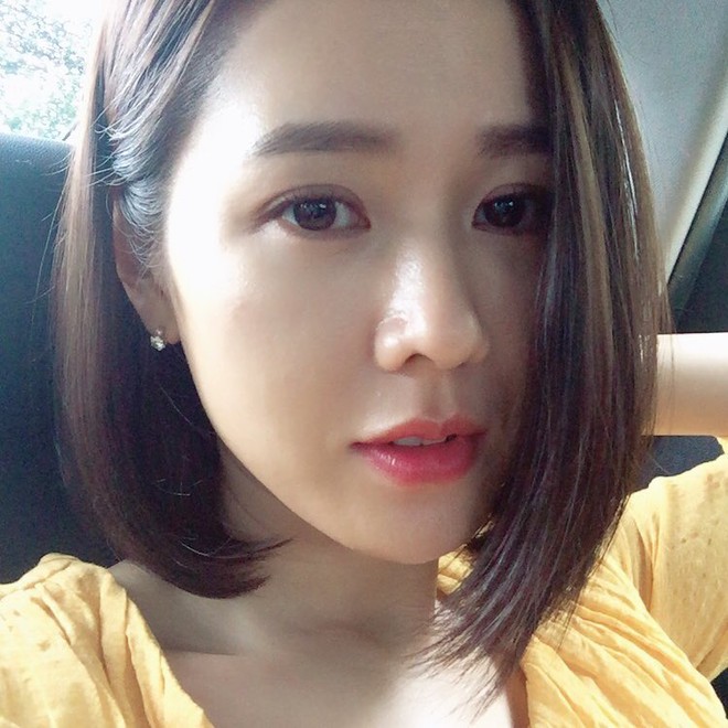 Hóa ra là nhờ có 4 tuyệt chiêu makeup này nên “chị đẹp” Son Ye Jin vẫn cứ mãi trẻ xinh bất chấp tuổi 40 - Ảnh 4.