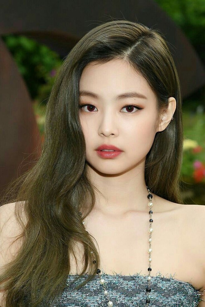 Cuộc đời như tiểu thuyết của Jennie BLACKPINK Idol toàn cầu gia thế  khủng bạn toàn celeb quốc tế hẹn hò 2 nam thần hàng đầu