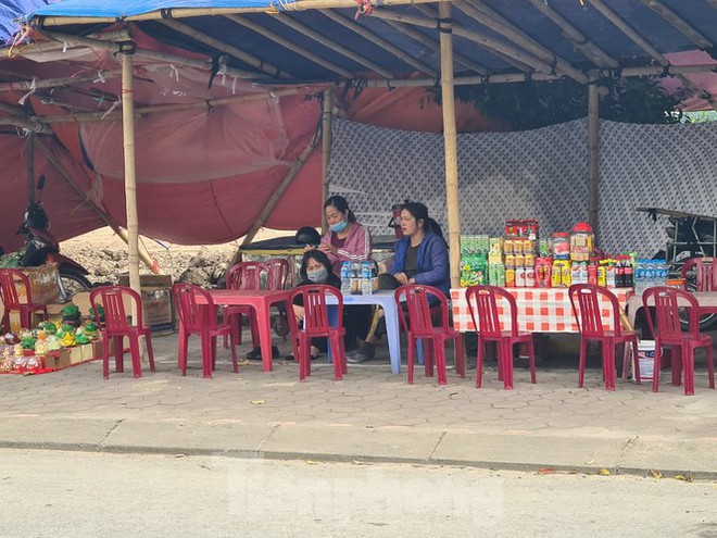 Lần đầu ti&ecirc;n đền Trần vắng nhất trong hơn 30 năm qua, ph&aacute;t ấn theo c&aacute;ch đặc biệt - Ảnh 10.