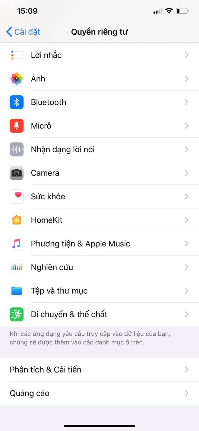 Tắt ngay 4 cài đặt này trên iPhone để tăng tốc, giảm hao pin và giấu kỹ bí mật của bạn! - Ảnh 1.