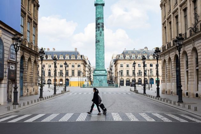 Đề xuất phong tỏa Paris 3 tuần bị chỉ tr&iacute;ch nặng nề - Ảnh 1.