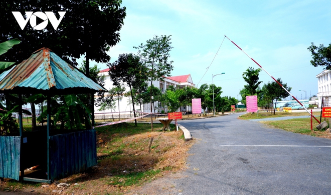 C&aacute;ch ly tập trung 3 trường hợp li&ecirc;n quan đến BN 2424 - Ảnh 1.