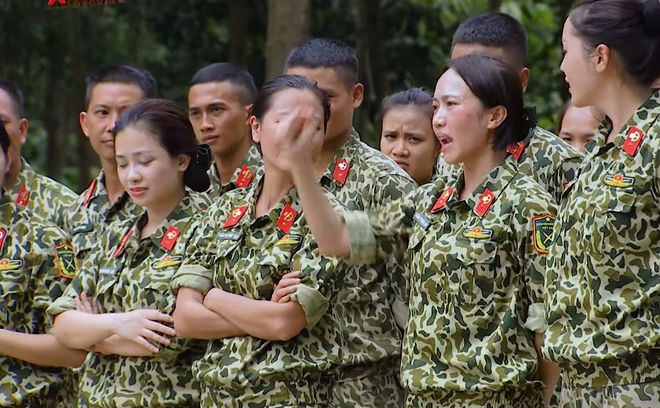 Diệu Nhi - Kỳ Duyên chơi ác khi đề nghị Mũi trưởng Long tay bị thương vẫn chặt gạch - Ảnh 5.