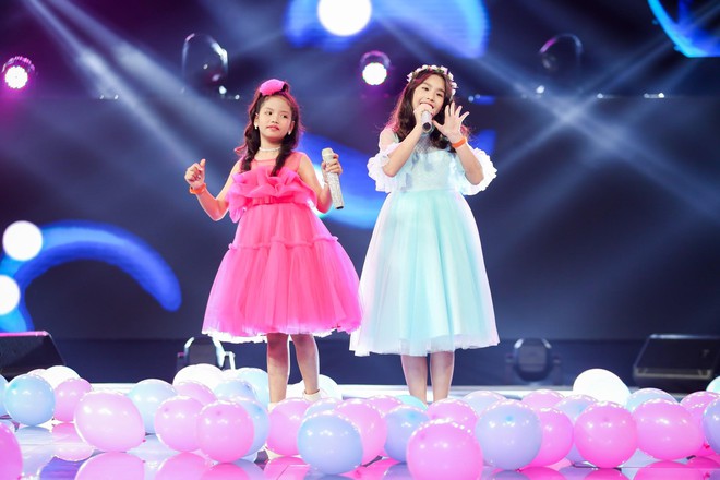 Giọng H&aacute;t Việt Nh&iacute;: Team BigDaddy - Emily hết đi đu đưa đi rồi mượn rượu tỏ t&igrave;nh bằng phi&ecirc;n bản nh&iacute; - Ảnh 5.