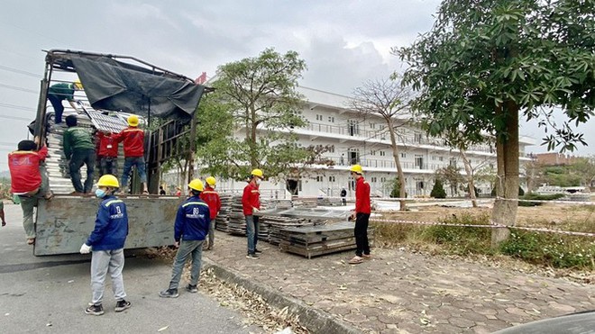 Gấp r&uacute;t x&acirc;y dựng Bệnh viện d&atilde; chiến số 3 ở th&agrave;nh phố Ch&iacute; Linh - Ảnh 7.