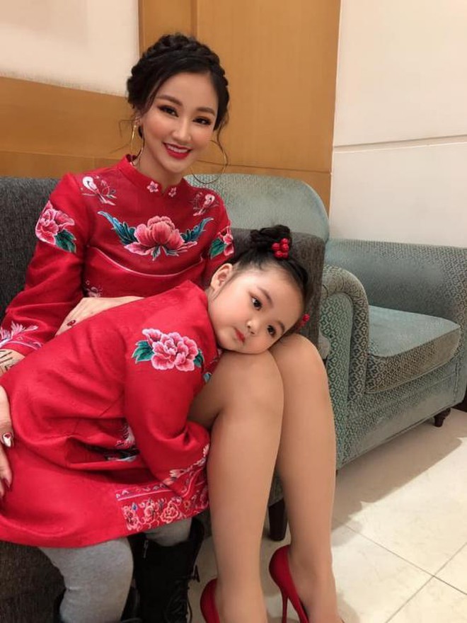 Sao Vbiz tất bật cúng ông Công ông Táo: Thu Minh - Tự Long dâng mâm cỗ thịnh soạn, trầm trồ tay nghề của Văn Mai Hương - Tường San - Ảnh 16. Sao Vbiz tất bật cúng ông Công ông Táo: Thu Minh - Tự Long dâng mâm cỗ thịnh soạn, trầm trồ tay nghề của Văn Mai Hương - Tường San - Ảnh 16.