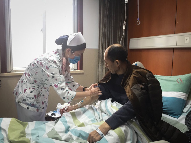 Những người dễ mắc ung thư thường c&oacute; 4 dấu hiệu đơn giản tr&ecirc;n cơ thể, điều cuối c&ugrave;ng phụ nữ dễ gặp nhất - Ảnh 1.