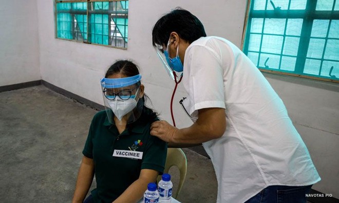 Philippines ghi nhận ca tử vong đầu ti&ecirc;n do biến thể của virus SARS-CoV-2 - Ảnh 1.