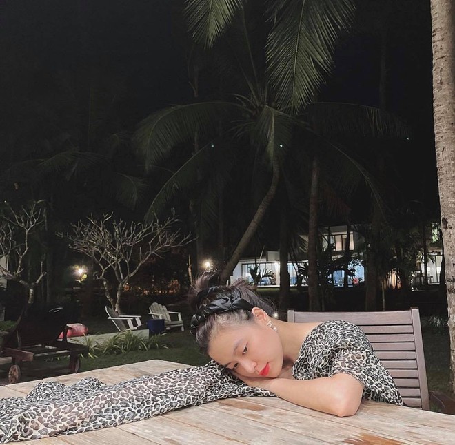 Hoàng Thuỳ Linh và Gil Lê bị netizen soi 7749 “hint” đi du lịch riêng với nhau, lần này chính chủ để lộ rõ ràng? - Ảnh 3. Hoàng Thuỳ Linh và Gil Lê bị netizen soi 7749 “hint” đi du lịch riêng với nhau, lần này chính chủ để lộ rõ ràng? - Ảnh 3.