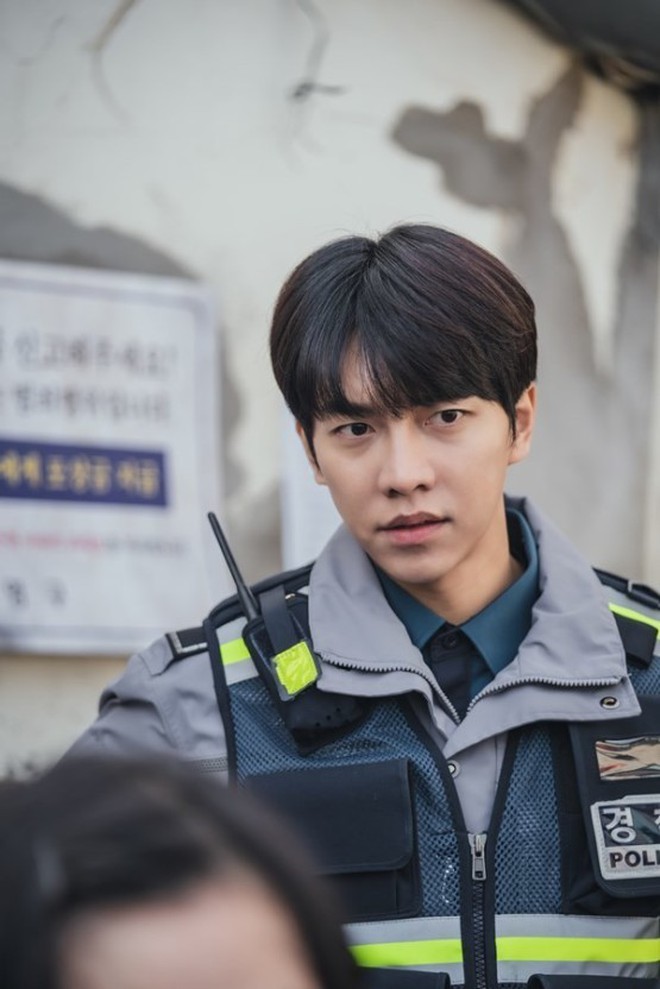 4 lý do cày ngay siêu phẩm trinh thám 19+ Mouse của Lee Seung Gi: Dựa trên vụ án giết người rúng động Hàn Quốc - Ảnh 2.