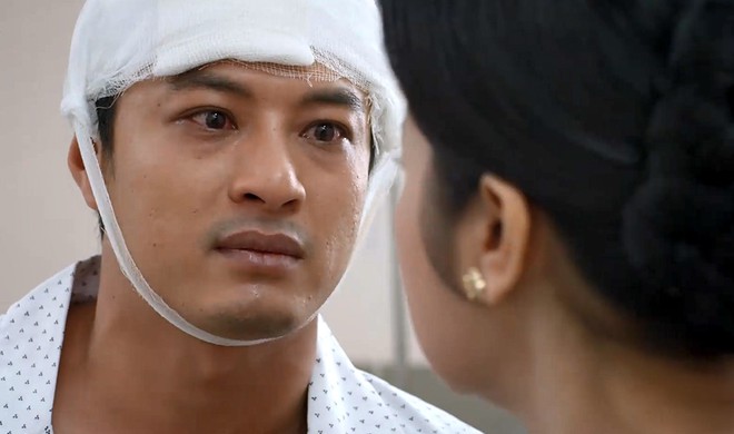Hồng Đăng ăn li&ecirc;n ho&agrave;n t&aacute;t ở Hướng Dương Ngược Nắng 2, ai bảo th&iacute;ch đ&oacute;ng vai đểu cơ! - Ảnh 1.