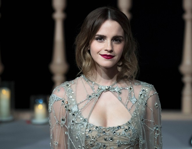 Emma Watson lâu lắm mới lộ diện: Mắt thâm tóc rối nhìn già sọm, không nhận ra mỹ nhân Harry Potter ngày nào - Ảnh 9.