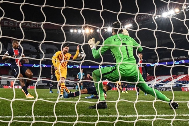 Messi đá hỏng phạt đền, Barca bị loại khỏi Champions League - Ảnh 10.