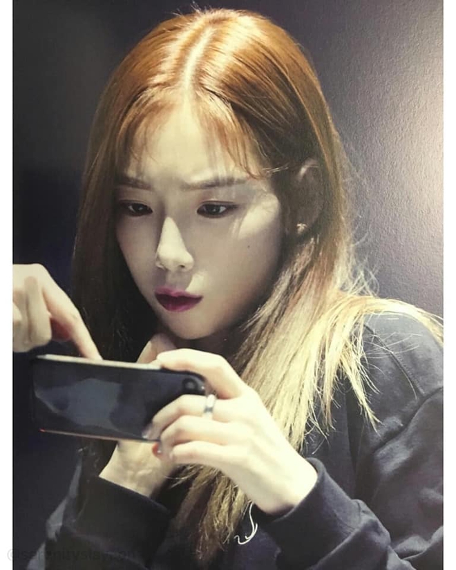 Quyết kh&ocirc;ng để qu&aacute; khứ của SNSD ngủ y&ecirc;n, fan tự đ&agrave;o ảnh thời idol c&ograve;n ph&egrave;n ơi l&agrave; ph&egrave;n nhưng visual vẫn cứ đỉnh - Ảnh 8.