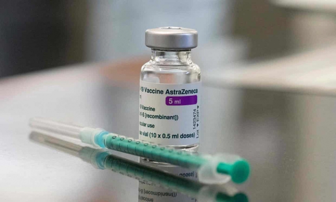 Nhiều quốc gia ch&acirc;u &Acirc;u dừng ti&ecirc;m vaccine AstraZeneca do lo ngại chứng đ&ocirc;ng m&aacute;u - Ảnh 1.