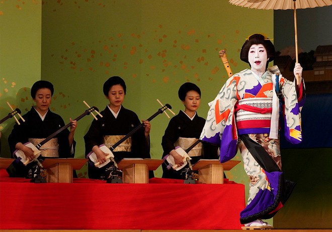 Geisha Nhật Bản và những sự thật bị người đời hiểu nhầm: Không phải là kỹ nữ! - Ảnh 3.