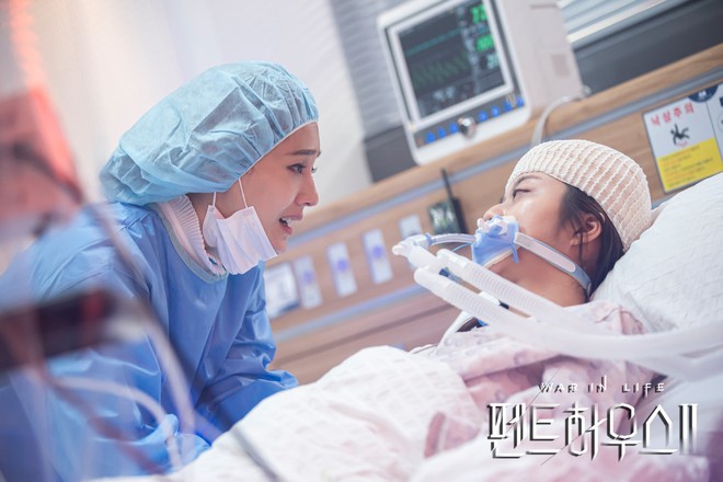 4 c&acirc;u hỏi cần gấp đ&aacute;p &aacute;n ở nửa cuối Penthouse 2: H&oacute;ng nhất l&agrave; danh t&iacute;nh thật của Lee Ji Ah - Ảnh 3.