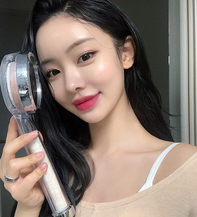 L&agrave;m được 5 điều đơn giản n&agrave;y, t&oacute;c bạn sẽ &ldquo;lột x&aacute;c&rdquo; bồng bềnh &oacute;ng ả chẳng k&eacute;m g&aacute;i H&agrave;n - Ảnh 2.