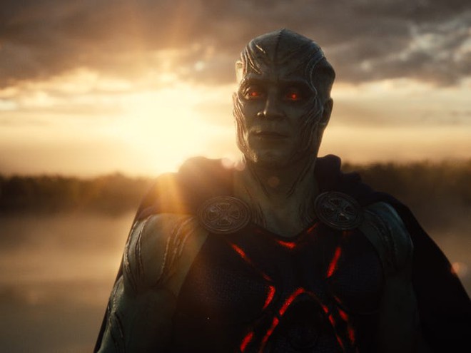 Giải th&iacute;ch c&aacute;i kết chấn động của Zack Snyders Justice League: cơn &aacute;c mộng của Batman b&aacute;o trước tương lai đen tối của thế giới - Ảnh 10.