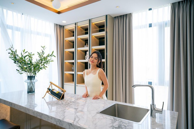 Phạm Quỳnh Anh tậu hẳn hai căn nhà phố liền kề làm quà tặng con gái - Ảnh 2.