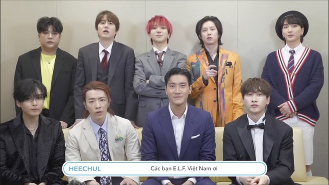 Super Junior bắt trend Đưa tay đây nào, mãi bên nhau bạn nhé gửi đến fan Việt Nam - Ảnh 4.