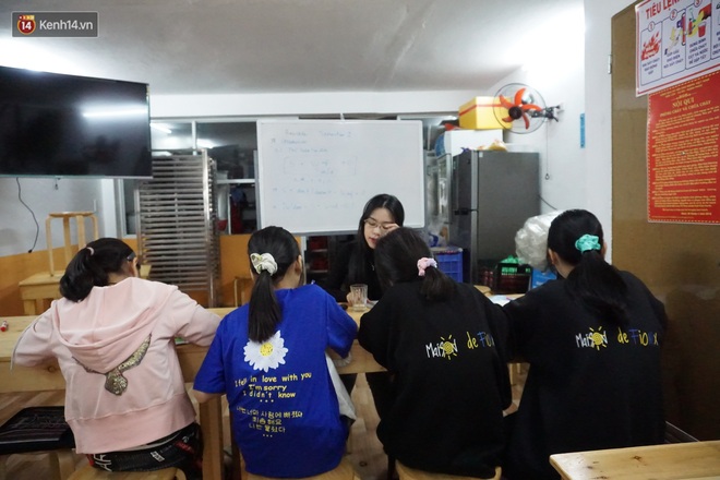 5 bạn trẻ Đà Nẵng mở lớp tiếng Anh với học phí sốc: Chỉ 1.000 đồng/buổi, giờ giải lao còn được ăn bánh uống sữa miễn phí - Ảnh 8.