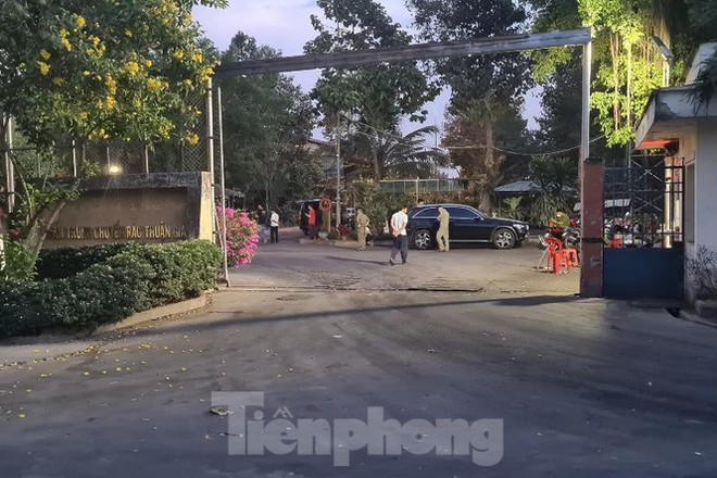 C&ocirc;ng an B&igrave;nh Dương th&ocirc;ng tin vụ thi thể biến dạng trong th&ugrave;ng r&aacute;c - Ảnh 2.