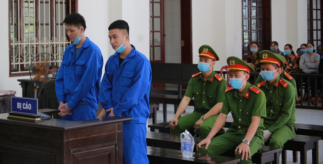 31 lần &ldquo;giao dịch&rdquo; ma t&uacute;y, hai thanh ni&ecirc;n l&atilde;nh &aacute;n 33 năm t&ugrave; giam - Ảnh 2.