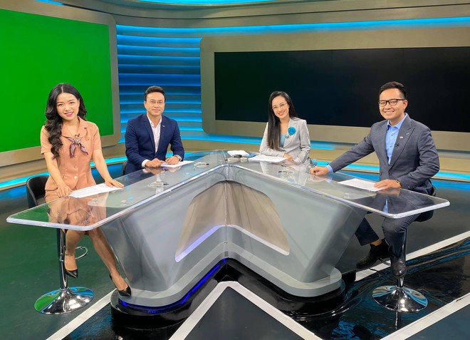 MC Đồng Thu VTV: Đánh đổi khi làm nghề hào nhoáng, kết hôn năm 24 tuổi vì quá ham lấy chồng - Ảnh 4.