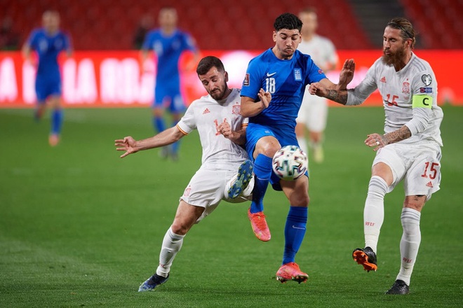 Thi đấu trên cơ hoàn toàn, Tây Ban Nha vẫn chia điểm với Hy Lạp ngay trận đầu vòng loại World Cup 2022 - Ảnh 3.