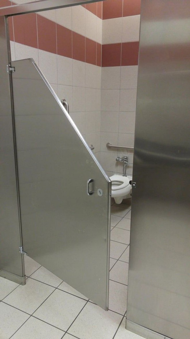 Những chiếc toilet với thiết kế hiểu được chết liền, nhìn mà tức thực sự! - Ảnh 15.